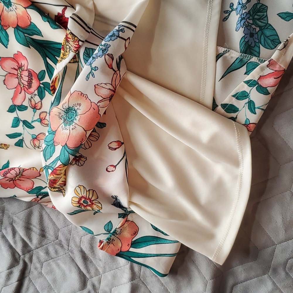 Floral Maxi Dress - Picture 7 of 13